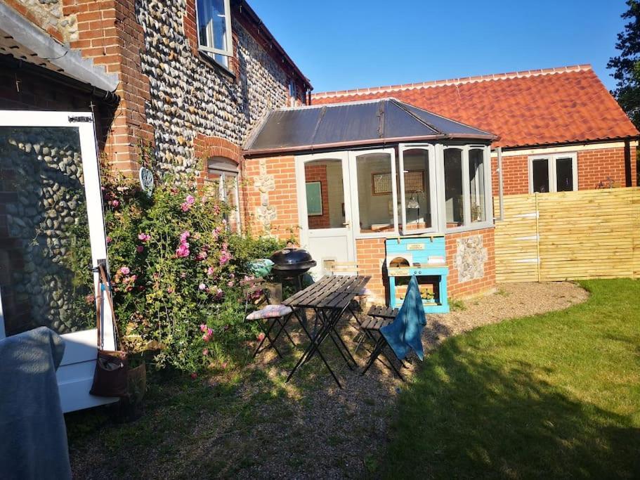 Heath Cottage Lower Southrepps North Norfolk Cromer Exterior foto